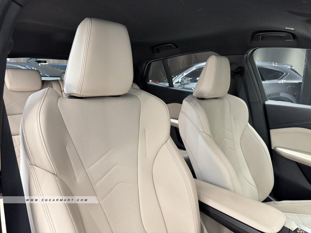 BMW iX2 Electric eDrive20 M-Sport