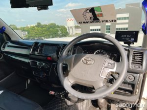 Toyota Hiace 2.0A DX