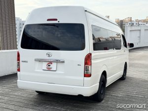 Toyota Hiace Commuter 2.8A GL