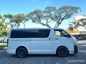 Toyota Hiace 3.0A Super GL Dark Prime
