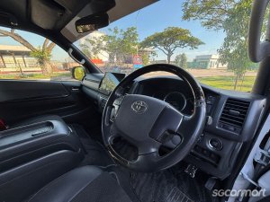 Toyota Hiace 3.0A Super GL Dark Prime