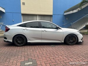 Honda Civic 1.5A VTEC Turbo Sunroof