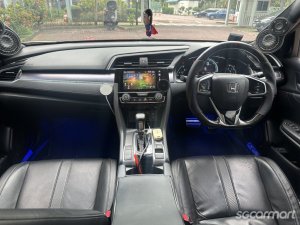 Honda Civic 1.5A VTEC Turbo Sunroof