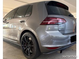 Volkswagen Golf GTI 5DR