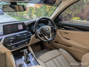 BMW 5 Series 520i