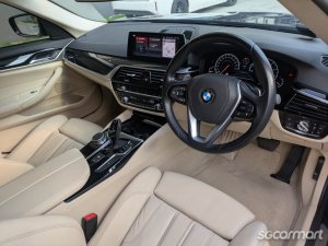 BMW 5 Series 520i