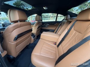 BMW 7 Series 730i M-Sport Sunroof