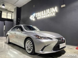 Lexus ES Hybrid ES300h Luxury Sunroof