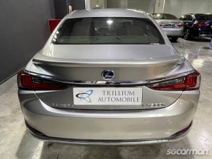 Lexus ES Hybrid ES300h Luxury Sunroof