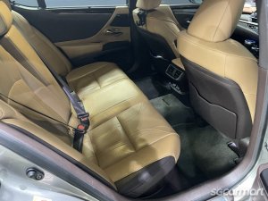 Lexus ES Hybrid ES300h Luxury Sunroof