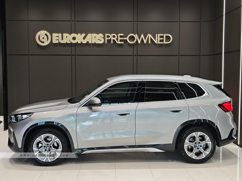 BMW iX1 Electric eDrive20