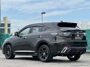 Toyota Harrier 2.0A Elegance Panoramic Roof
