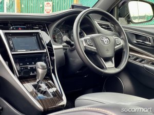 Toyota Harrier 2.0A Elegance Panoramic Roof