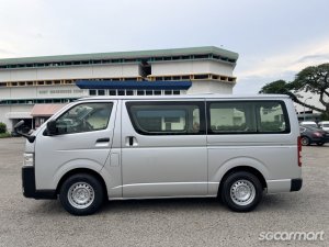 Toyota Hiace 2.8A DX