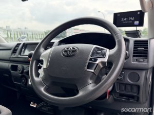 Toyota Hiace 2.8A DX