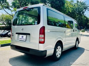 Toyota Hiace 2.8A DX