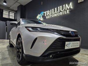 Toyota Harrier Hybrid 2.5A Premium