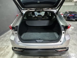 Toyota Harrier Hybrid 2.5A Premium