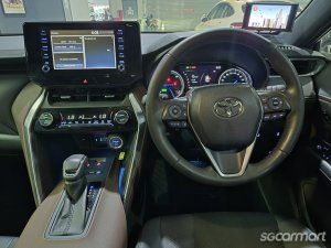 Toyota Harrier Hybrid 2.5A Premium