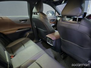 Toyota Harrier Hybrid 2.5A Premium