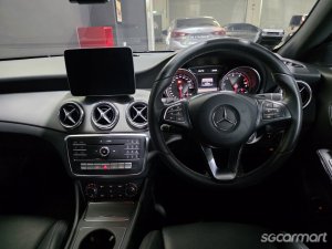 Mercedes-Benz CLA-Class CLA180 Urban