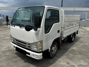 Isuzu NHR87A