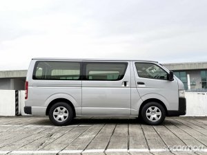 Toyota Hiace 2.8A DX