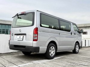 Toyota Hiace 2.8A DX