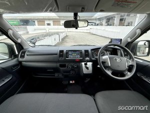 Toyota Hiace 2.8A DX