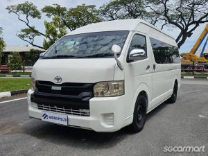 Toyota Hiace Commuter 2.8A GL High Roof