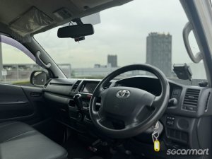 Toyota Hiace 3.0M (COE till 10/2030)