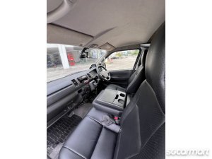 Toyota Hiace 3.0M (COE till 10/2030)