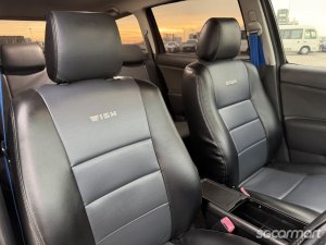 Toyota Wish 1.8A (COE till 11/2027)