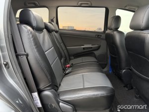 Toyota Wish 1.8A (COE till 11/2027)