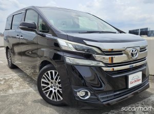 Toyota Vellfire 2.5A Sunroof