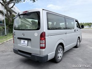 Toyota Hiace 2.8A DX