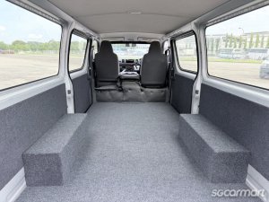 Toyota Hiace 2.8A DX