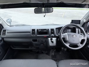 Toyota Hiace 2.8A DX