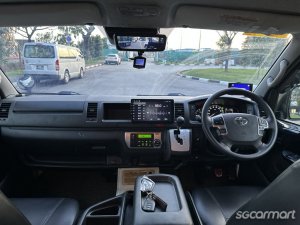 Toyota Hiace Commuter 2.8A GL