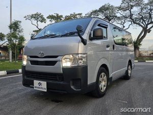 Toyota Hiace 2.8A DX