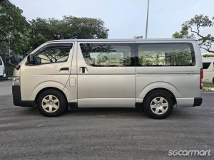 Toyota Hiace 2.8A DX