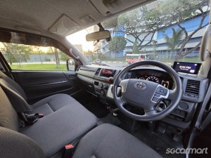 Toyota Hiace 2.8A DX