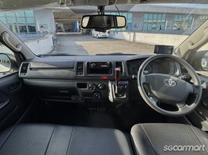 Toyota Hiace 3.0M