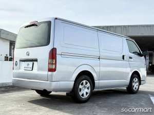 Toyota Hiace 3.0M