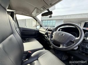 Toyota Hiace 3.0M