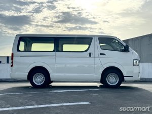 Toyota Hiace 2.8A DX