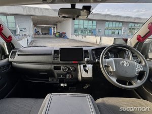 Toyota Hiace 2.8A DX