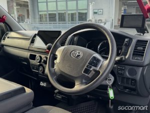 Toyota Hiace 2.8A DX