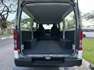 Toyota Hiace 2.8A DX