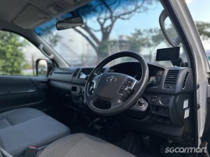 Toyota Hiace 2.8A DX